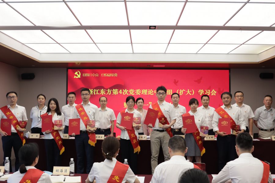 16602684218640527bB9.jpg 9J6A3032.JPG